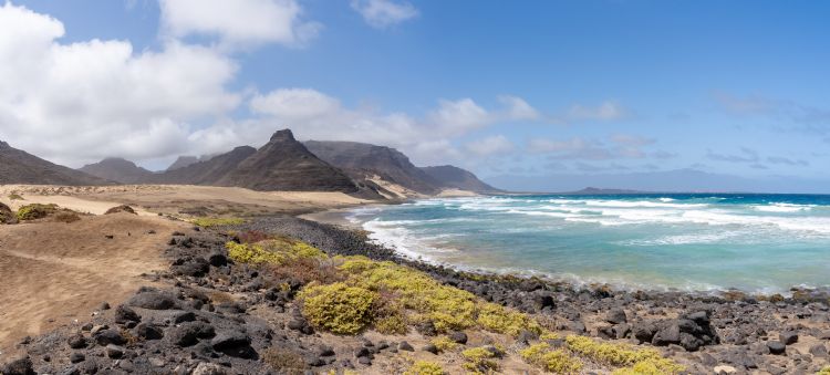 São Vicente entre Calhau et Baia das Gatas